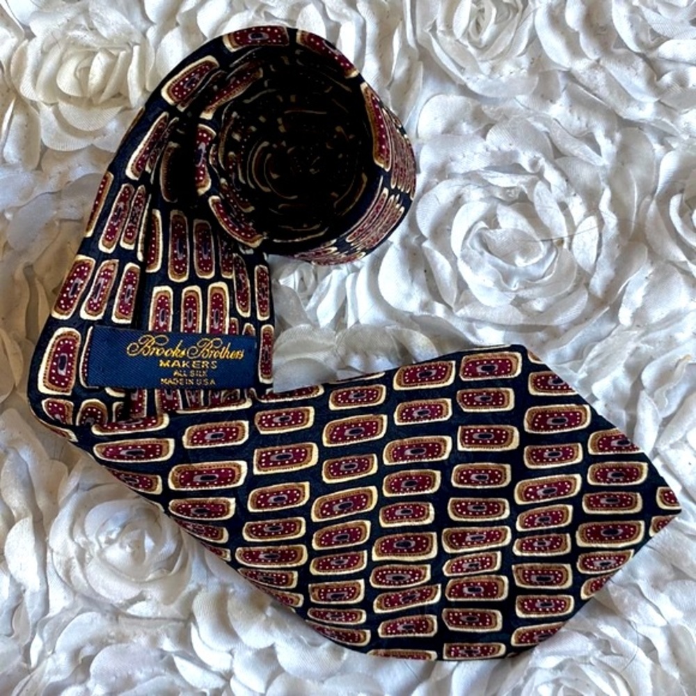 New Brooks Brothers mens silk tie